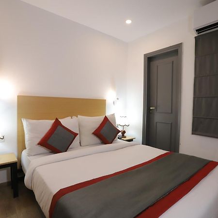 Qotel Hotel Ip Residency East Delhi Preet Vihar Yeni Delhi Dış mekan fotoğraf