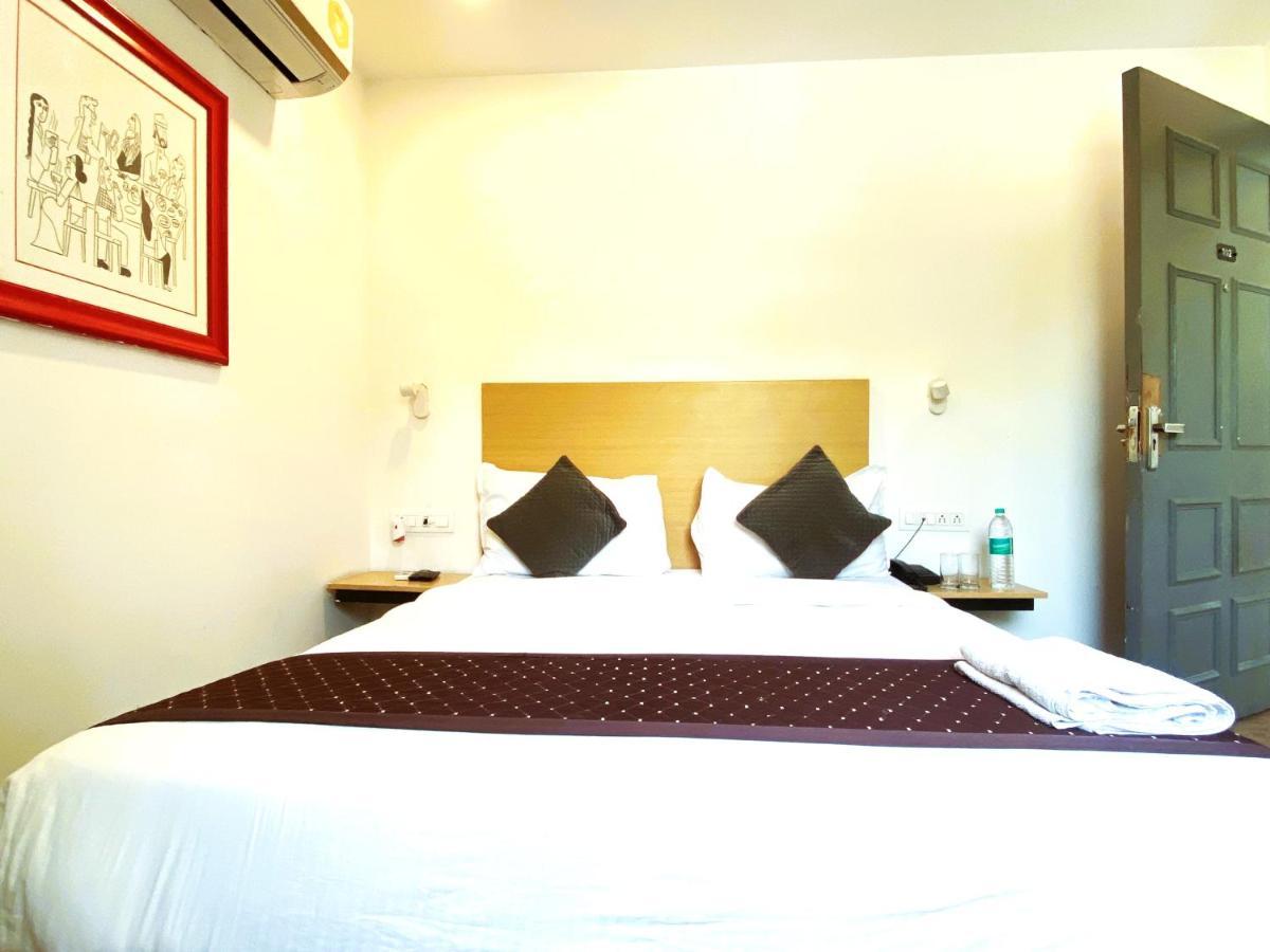 Qotel Hotel Ip Residency East Delhi Preet Vihar Yeni Delhi Dış mekan fotoğraf